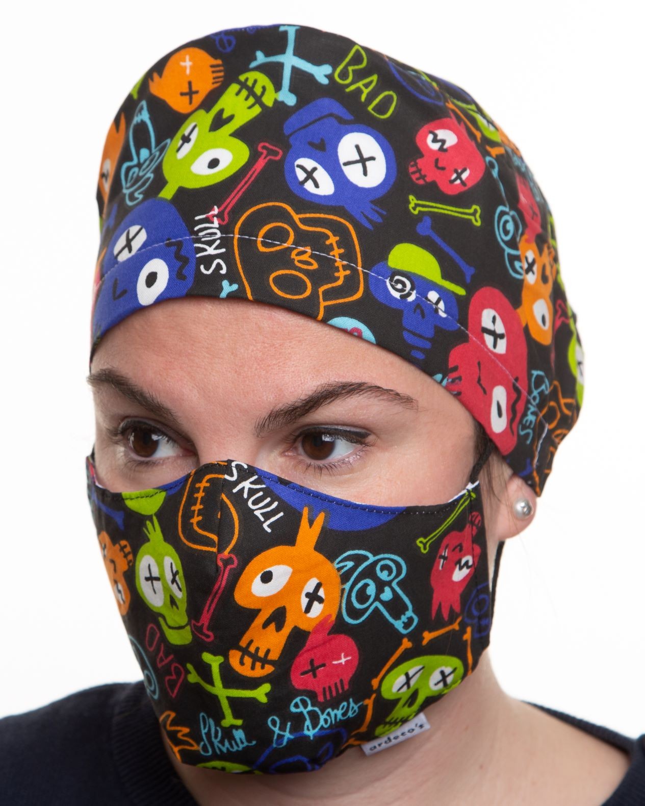 Gorro quirúrgico estampado calaveras colores